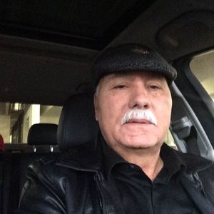 Meet your Posher, Manuel